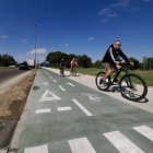 Carril bici Valladolid-Simancas, desde la urbanización Santa Ana, calle París.
