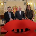 El director de Seminci, José Luis Cienfuegos; el alcalde de Valladolid, Jesús Julio Carnero y la concejala de Turismo, Blanca Jiménez