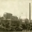 La antigua Fábrica de Alcoholes 'La Rubia' en el Callejón de la Alcoholera, en un número de Revista Gráfico