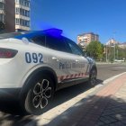 Un coche de la Policía Municipal de Valladolid en una  imagén de archivo