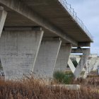 Tramos del inacabado viaducto de los tramposos de la variante de mercancías.