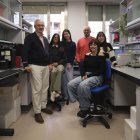 Javier de las Rivas junto con su grupo del CIC.