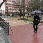 Obras en la plaza de San Juan para colocar los arcos de La Merced Calzada.