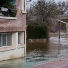 Casas y calles afectadas por la crecida del río Duero en Tudela