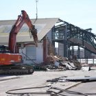 Las máquinas siguen avanzando en las demoliciones en las obras de la nueva estación de tren de Valladolid.