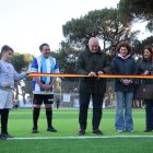 El alcalde junto a Eusebio Sacristán en la inauguración  del nuevo campo de minifútbol de pinar de Antequera.