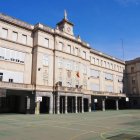 Fachada del Colegio Nuestra Señora de Lourdes.