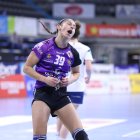 Sandra Monteagudo se lamenta ante Granollers.