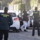 Despliegue de la Guardia Civil en el registro de tres días en el chalet de Öscar en abril de 2022.