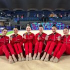 El equipo de La Victoria, con sus medallas de plata.