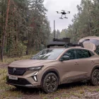 4 TROOP integra las principales capacidades de comunicación e innovaciones tecnológicas desarrolladas por Thales en el marco del entorno SCORPION, la red táctica de combate colaborativo de las fuerzas terrestres: comunicaciones seguras, conectividad táctica, coordinación multisensores, supervisión y protección de las operaciones.