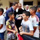 El presidente de la Diputación de Valladolid, Conrado Íscar, recibe a 37 menores saharauis del programa 'Vacaciones en Paz'.