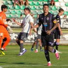 Marcos André, en primer plano, en el amistoso ante la Segoviana.