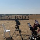 Los científicos ya han instalado sus telescopios en el espacio turístico Las de Villadiego en Villalibado.