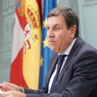 El consejero de Economía y Hacienda y portavoz, Carlos Fernández Carriedo, comparece en rueda de prensa posterior al Consejo de Gobierno.