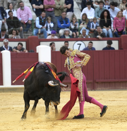 Corrida de toros en la plaza del coso de Zorrilla