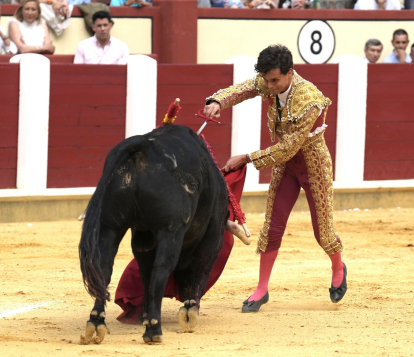 Corrida de toros en la plaza del coso de Zorrilla