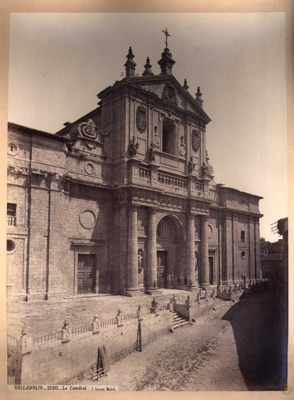 La Catedral de Valladolid sin torres en 1865 tras el derrumbe