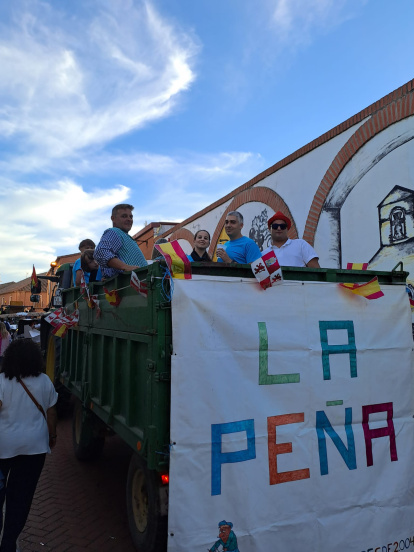 Desfile de peñas de Laguna de Duero.