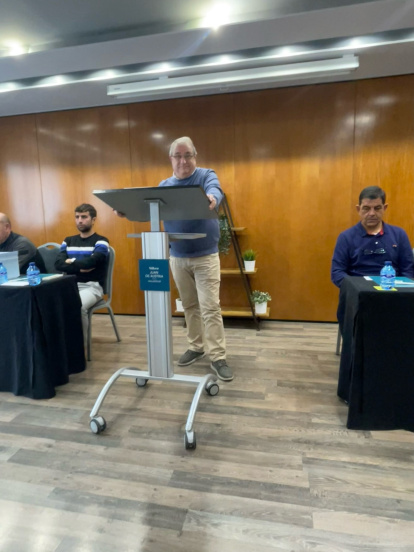 Gerardo García Alaguero en su intervención en la Asamblea  tras ser elegido de nuevo presidente.