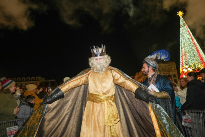 Los Reyes Magos llevan la ilusión a las calles de Valladolid