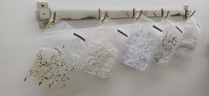 Detalle de 'Salir de aquí', de deMayo Cisneros.