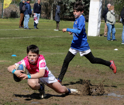 Una imagen de uno de los partidos del Torneo Internacional de Escuelas de Rugby.
