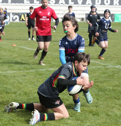 Una imagen de uno de los partidos del Torneo Internacional de Escuelas de Rugby.