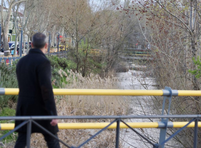 El Esgueva a su paso por barrio España y desembocadura al Pisuerga.