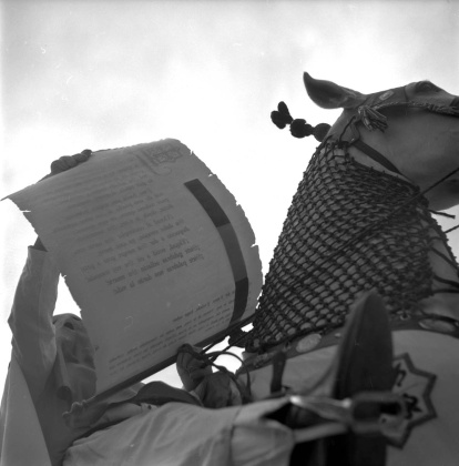 Pregón anunciando el Sermón de las Siete Palabras, 1966.