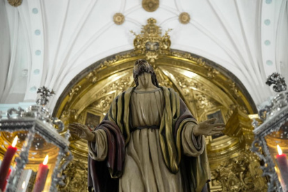 Desolación entre los cofrades de la Sagrada Cena