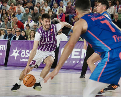 Imagen del UEMC Real Valladolid Baloncesto-Menorca, el partido que lleva al descenso.