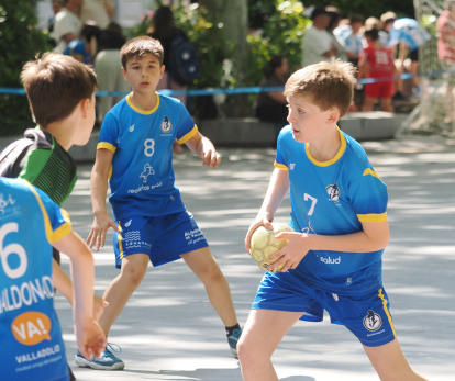 Día del Balonmano en la calle en la Acera de Recoletos.