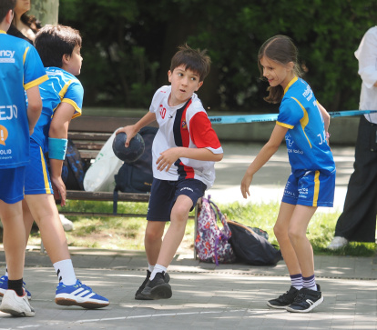 Día del Balonmano en la calle en la Acera de Recoletos.
