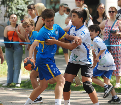 Día del Balonmano en la calle en la Acera de Recoletos.