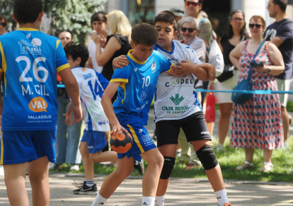 Día del Balonmano en la calle en la Acera de Recoletos.