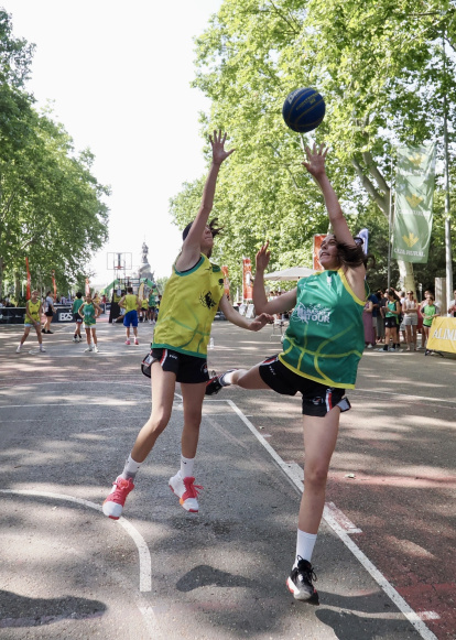 3x3 Basket Street Tour en la Acera de Recoletos.