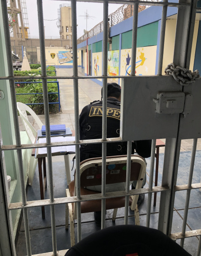 El voluntariado de la Fundación +34 acude a las cárceles del extranjero.