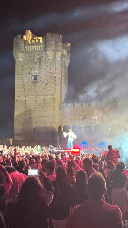 Concierto de Manuel Carrasco en el Castillo de La Mota de Medina del Campo