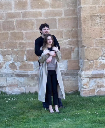 La hija de Antonio de Banderas y su pareja antes de su boda en Abadía Retuerta