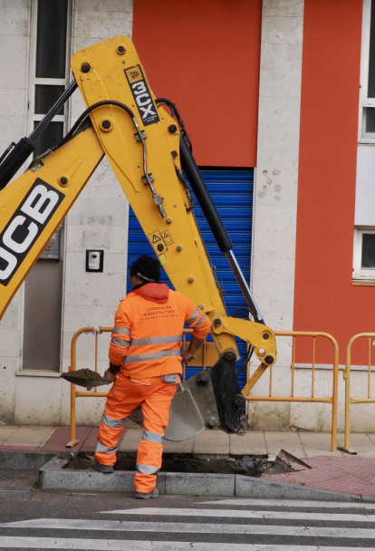 Corte en la calle La Vía y obras