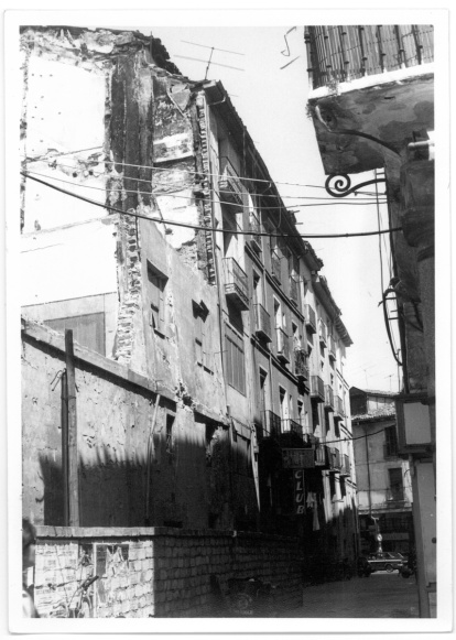 Espacio en la plaza Mayor 2 y 3 y plaza Corrillo, 1. En el que se concede licencia a Banco de Santander para señalamiento de línea.