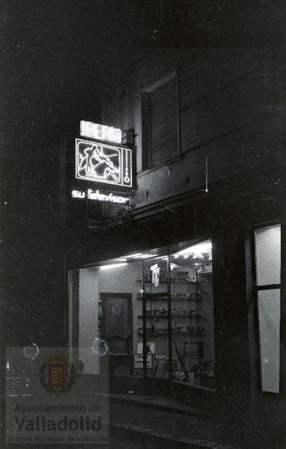 La antigua tienda Reyma, en 1962, que vendía televisores y cuyo local se ubicaba en el número 5