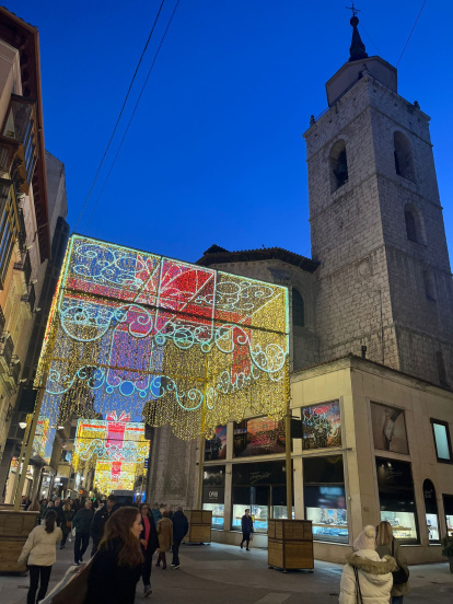Pruebas de las luces de la calle Santiago de Valladolid.