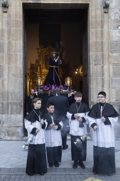 celebración del Vía Crucis Cuaresmal de la Cofradía Penitencial de la Sagrada Pasión de Cristo