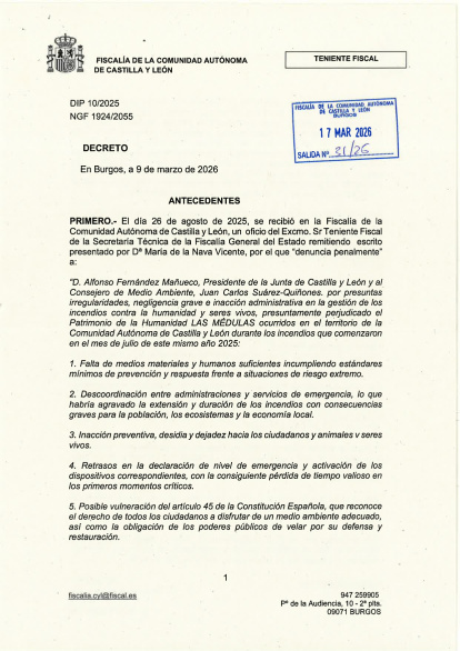 Página del decreto de Fiscalía, con la fecha del mismo y la de salida arriba la derecha.