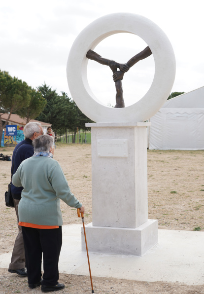 La campa de Villalar espera ya la celebración del Día de Castilla y León.