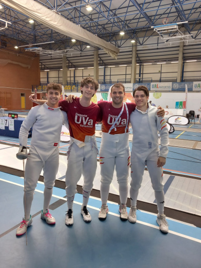 Equipo masculino de esgrima: Jose Miguel Martín, Juan Pérez, Aleix Jiménez y Pau Gili.