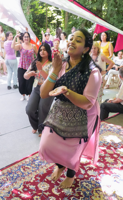 Sesiones musicales y de danza en el Jaipur Literature Festival en el Campo Grande de Valladolid.