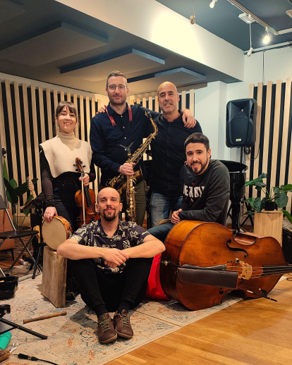 Antón con su Radizz Ensemble